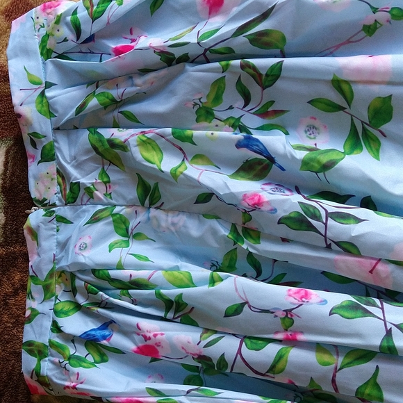 NWOT floral maxi skirt - Picture 4 of 7